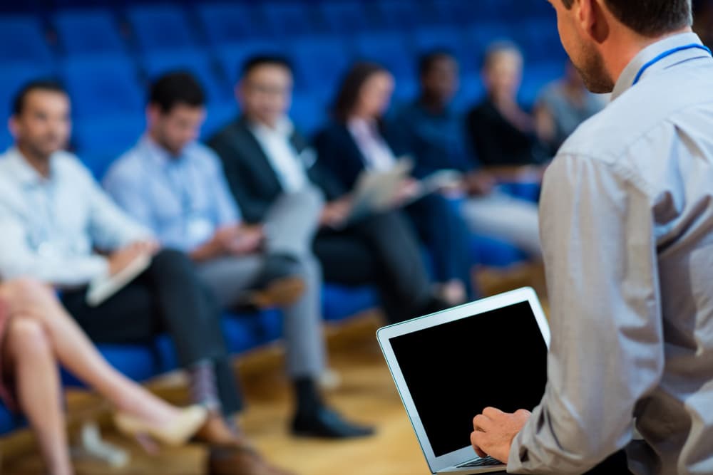 roles and responsibilities of event management companies