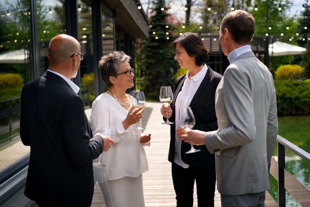 differences between event planner and event managers