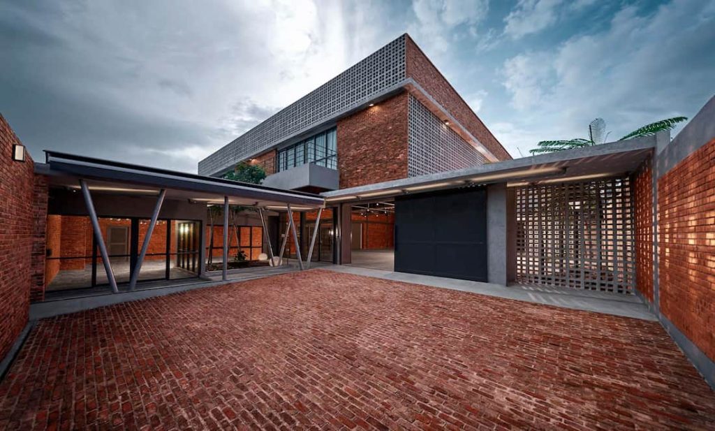 Best Corporate Event Places in Kuala Lumpur and Selangor Metal Bees Event Space